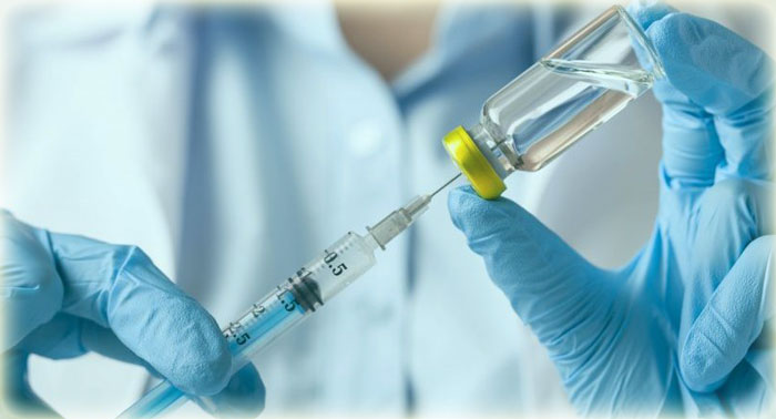 corona-vaccination-inject